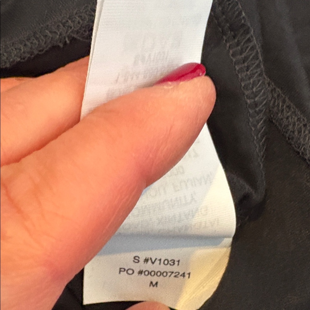 Vuori Men's Short Sleeve Pocket Tee - Black - Picture 4 of 6